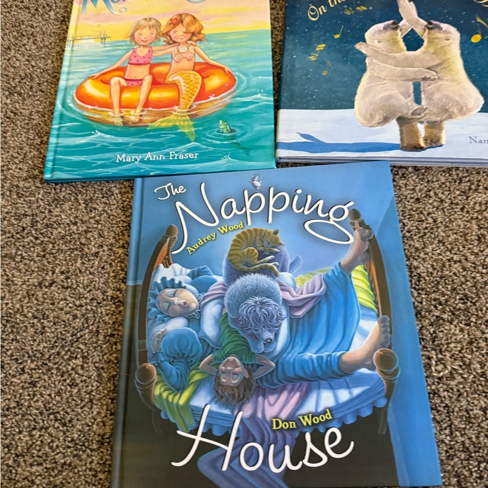 Children's Book Collection - Picture 4 of 8